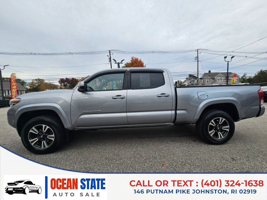 Used 2016 Toyota Tacoma TRD Sport w/ Premium & Technology Package AWD/4WD image 2