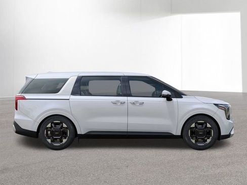 New 2026 Kia Carnival EX image 7