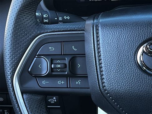 Used 2026 Toyota Tundra Limited image 12