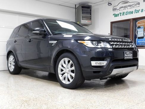 Used 2014 Land Rover Range Rover Sport HSE image 3