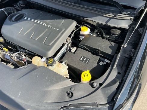 Used 2022 Jeep Cherokee Limited image 47