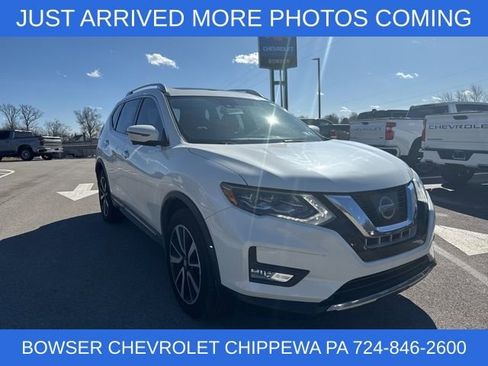 Used 2017 Nissan Rogue SL w/ SL Premium Package image 10