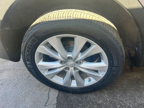 Used 2013 Toyota RAV4 Limited image 48