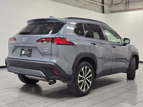 Used 2022 Toyota Corolla Cross XLE image 16