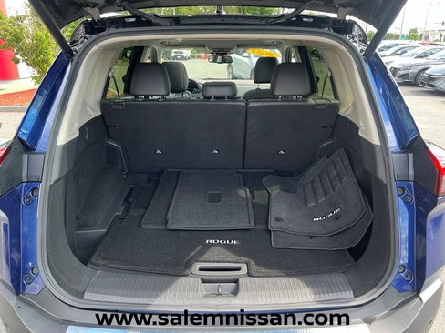 Used 2023 Nissan Rogue SL AWD/4WD image 22