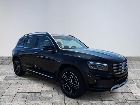New 2026 Mercedes-Benz GLB 250 image 1