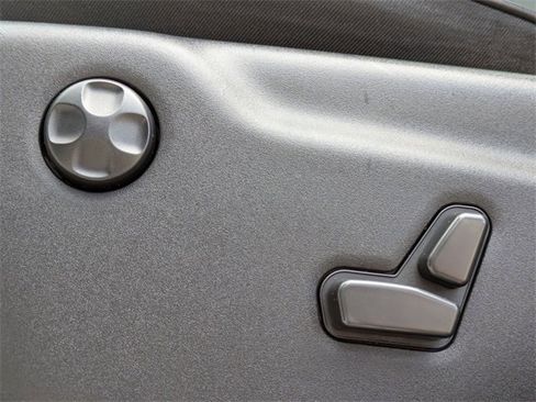 Used 2021 Jeep Grand Cherokee High Altitude image 24