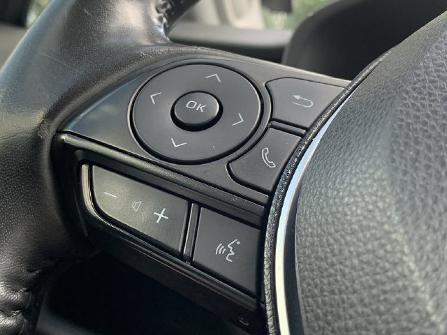 Used 2021 Toyota RAV4 XLE Premium FWD image 24