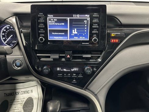 Used 2022 Toyota Camry SE image 26