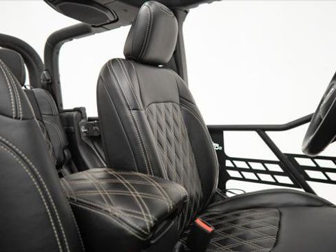 Used 2022 Jeep Gladiator Sport image 21