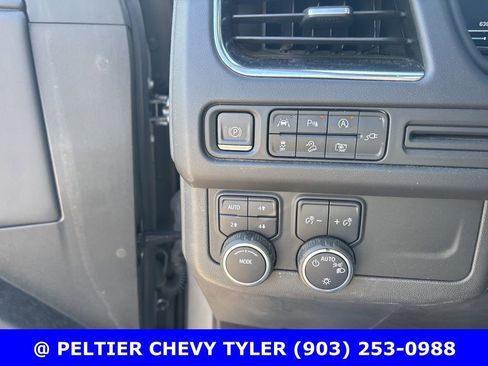 Used 2022 Chevrolet Tahoe Z71 w/ Luxury Package image 13