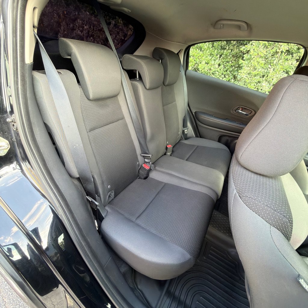 Used 2019 Honda HR-V LX image 17
