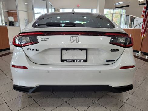 New 2026 Honda Civic Sport Touring image 5