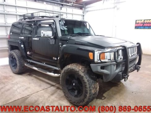 Used 2008 HUMMER H3 Alpha image 1