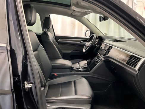 Used 2023 Volkswagen Atlas SEL image 11