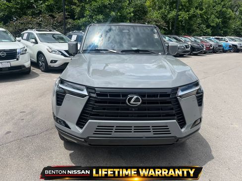 Used 2025 Lexus GX 550 w/ Accessory Package (Z1) AWD/4WD image 10