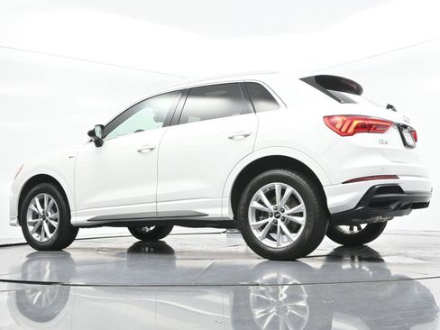 Used 2021 Audi Q3 2.0T Premium w/ Convenience Package AWD/4WD image 41