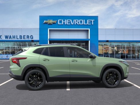 New 2026 Chevrolet Trax ACTIV w/ Sunroof Package FWD image 29
