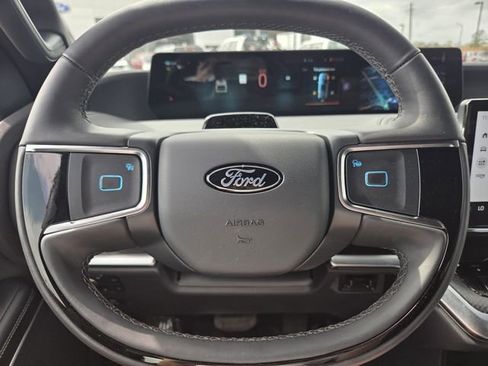 New 2025 Ford Expedition Platinum w/ Stealth Performance Package image 20