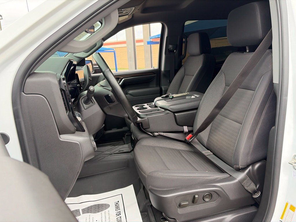 Used 2025 Chevrolet Silverado 1500 LT w/ Texas Edition Plus AWD/4WD image 17