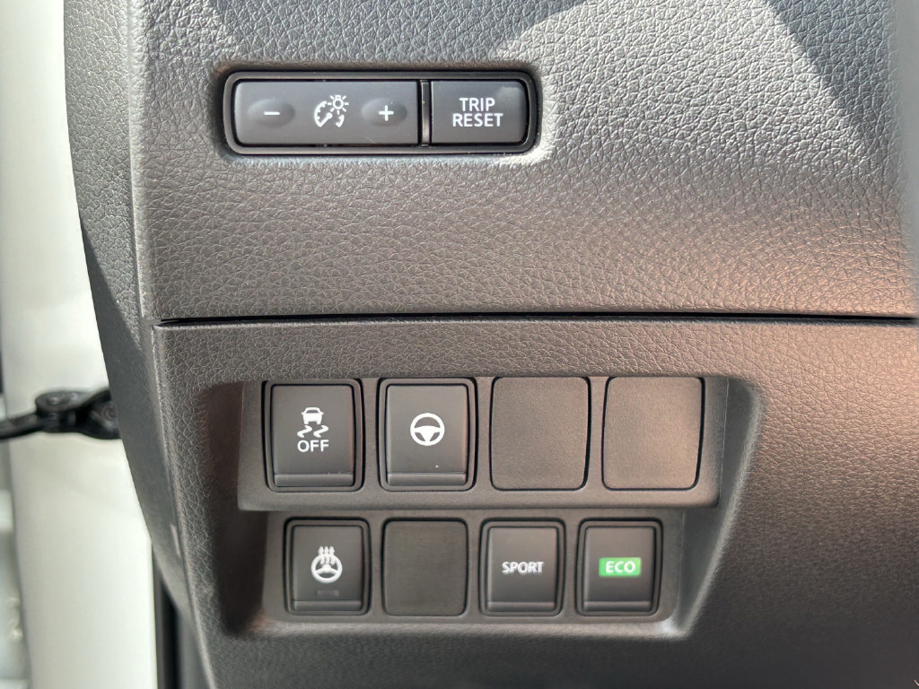 Used 2021 Nissan Rogue Sport SL w/ Premium Package FWD image 30