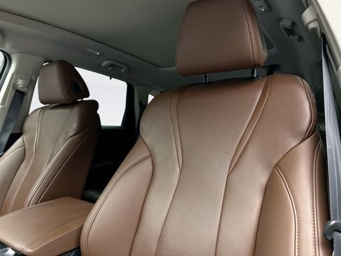 Used 2023 Acura MDX SH-AWD w/ Technology Package image 12