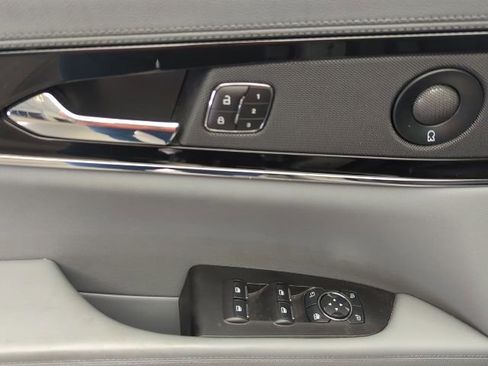 Used 2023 Lincoln Nautilus Reserve w/ Equipment Group 201A image 25