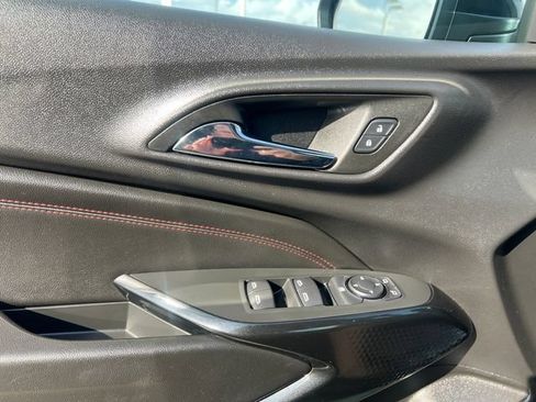 Certified 2024 Chevrolet Trax RS w/ Sunroof Package FWD image 25