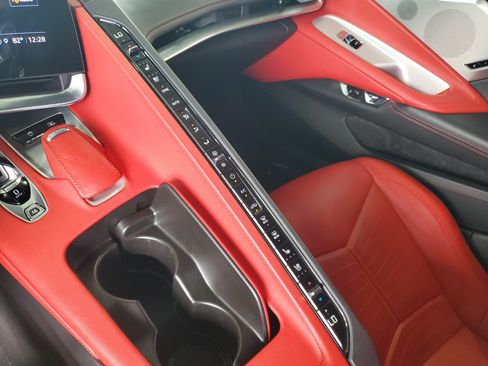 Used 2023 Chevrolet Corvette Stingray Preferred Conv w/ Z51 Performance Package RWD image 24