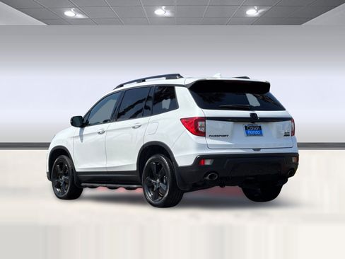 Used 2020 Honda Passport Elite image 3