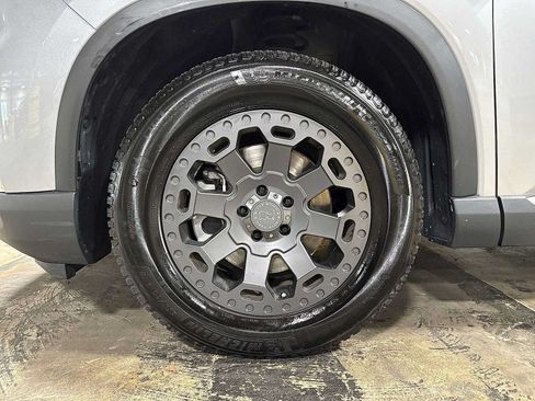 Used 2024 Honda Pilot Elite image 10
