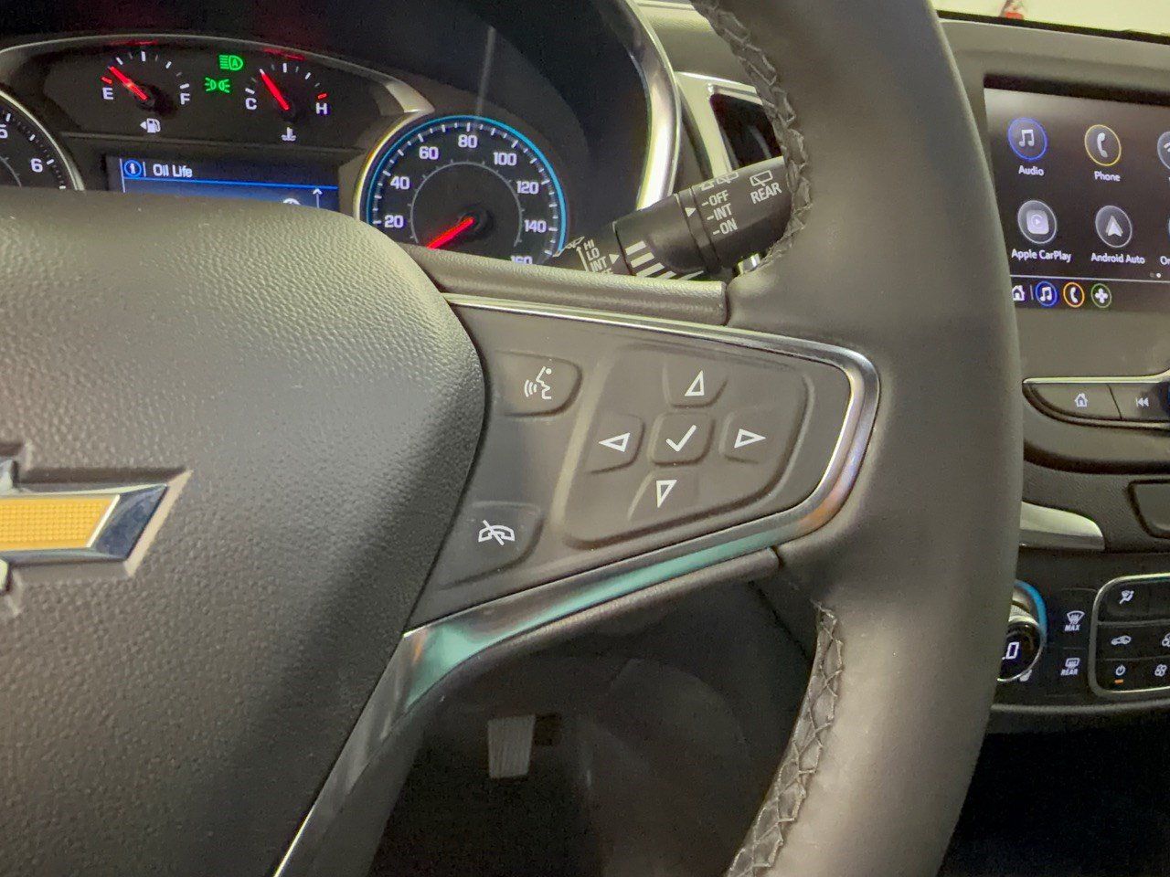 Used 2024 Chevrolet Equinox LT w/ LPO, Floor Liner Package FWD image 19