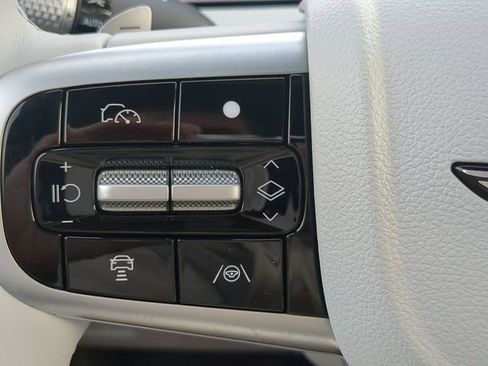 New 2026 Genesis GV70 2.5T Advanced image 23