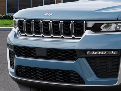 New 2026 Jeep Grand Cherokee Limited image 11