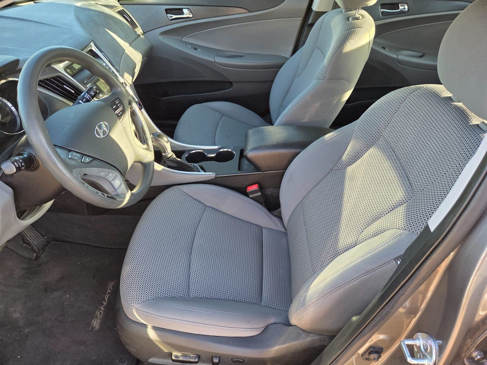 Used 2012 Hyundai Sonata GLS w/ Popular Equipment Pkg FWD image 7