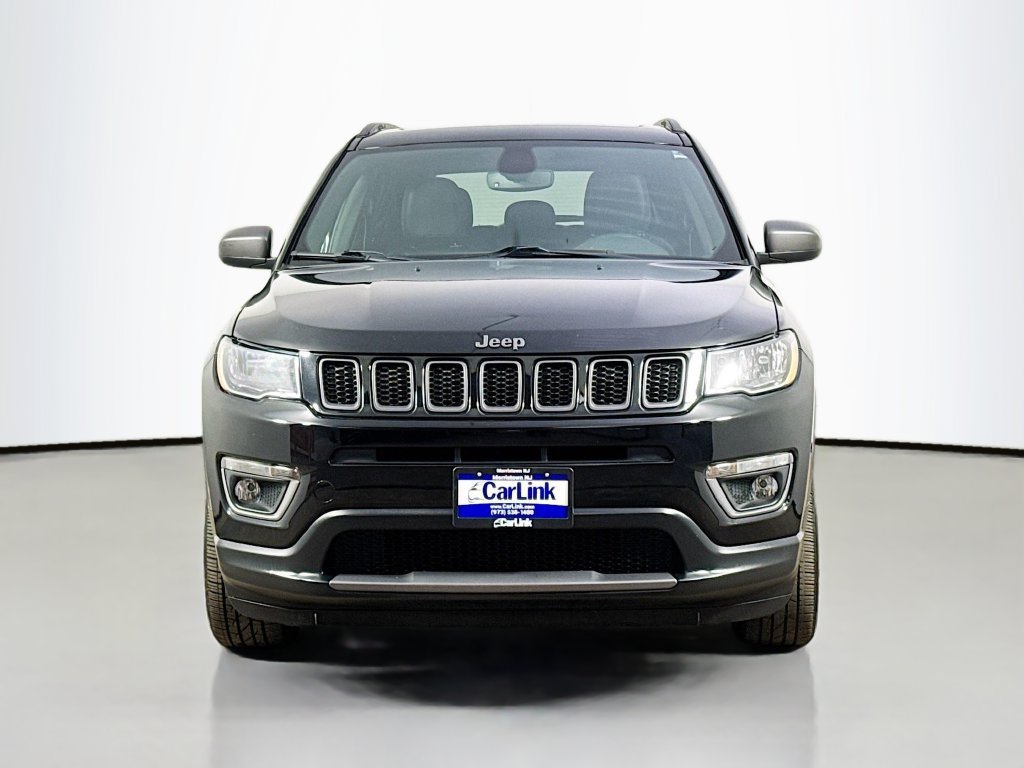 Used 2021 Jeep Compass Latitude w/ Sun and Sound Group AWD/4WD image 2