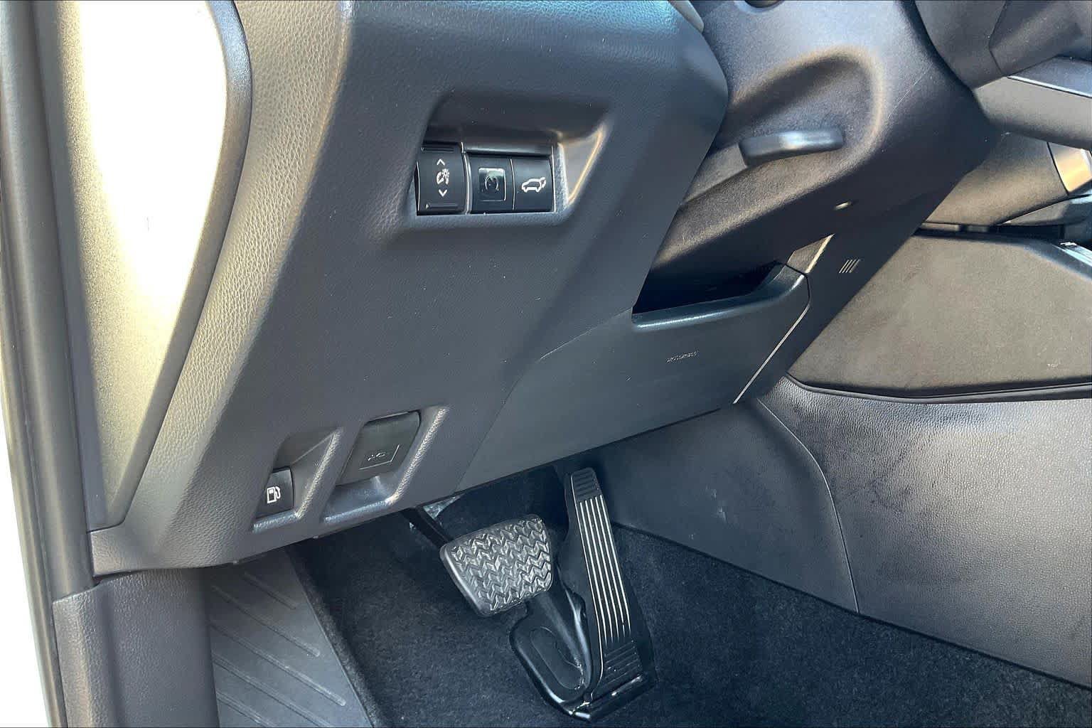 Certified 2026 Toyota RAV4 XLE Premium FWD image 29