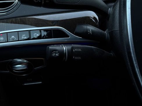 Used 2016 Mercedes-Benz S 550 Sedan image 59