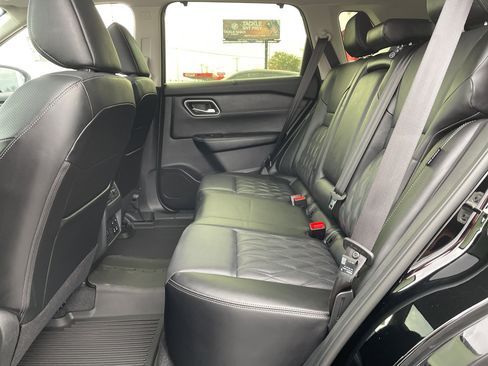 New 2026 Nissan Rogue Platinum image 20