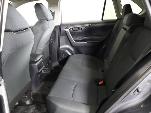 Used 2019 Toyota RAV4 LE image 30