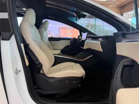 Used 2023 Tesla Model X AWD/4WD image 20