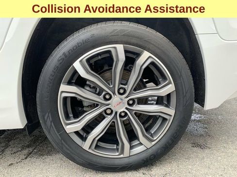 Certified 2020 GMC Terrain Denali image 11