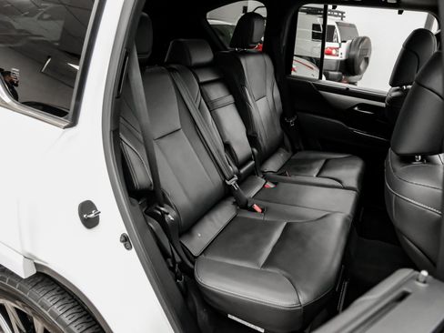 Used 2023 Lexus LX 600 F Sport image 47