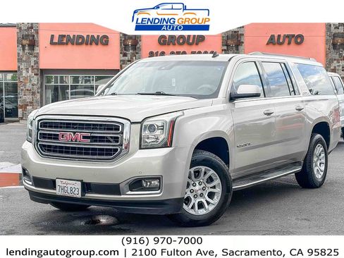 Used 2015 GMC Yukon XL SLT w/ Open Road Package RWD image 1