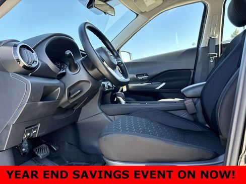 New 2024 Nissan Kicks SV image 17