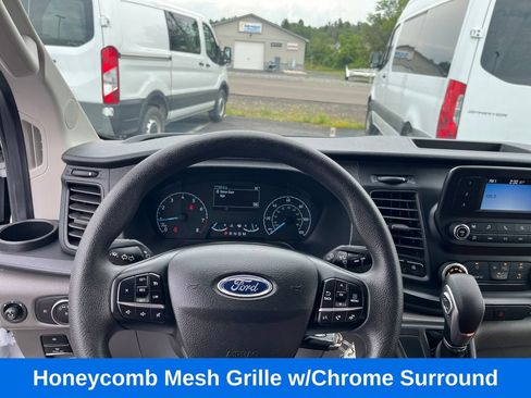 Used 2025 Ford Transit 250 Low Roof w/ Exterior Upgrade Package RWD image 15