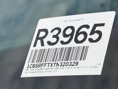 New 2026 RAM 1500 4x4 Crew Cab image 32