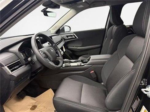 New 2026 Mitsubishi Outlander ES AWD/4WD image 12