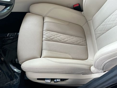 Certified 2023 BMW 530i w/ Convenience Package RWD image 18