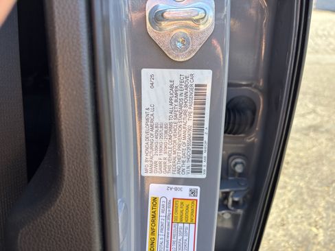 Used 2025 Honda Accord Sport image 31